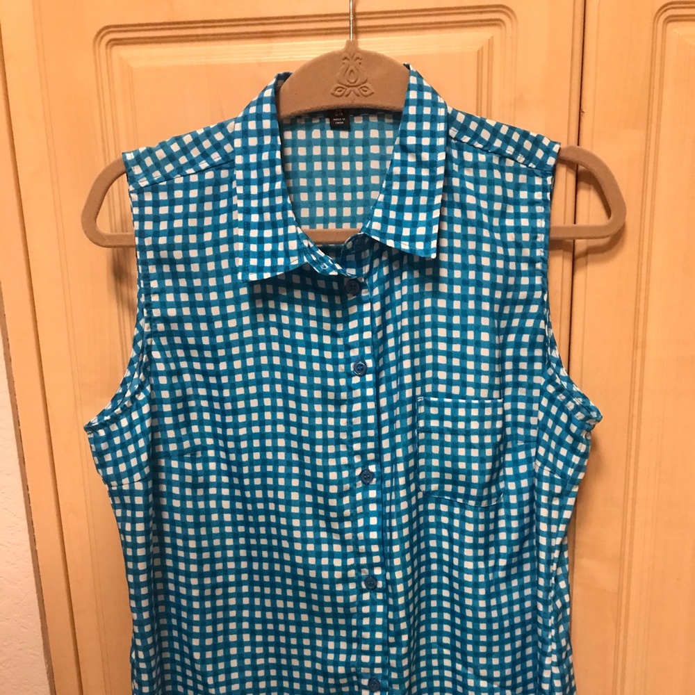 Womens blue white plaid sleeveless pocket collar button down blouse top Large